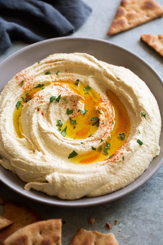 Humus Traditional